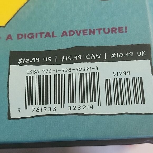 Scholastic Dog Man Fetch-22 - Blue and Purple Cover - Picture 5 of 5